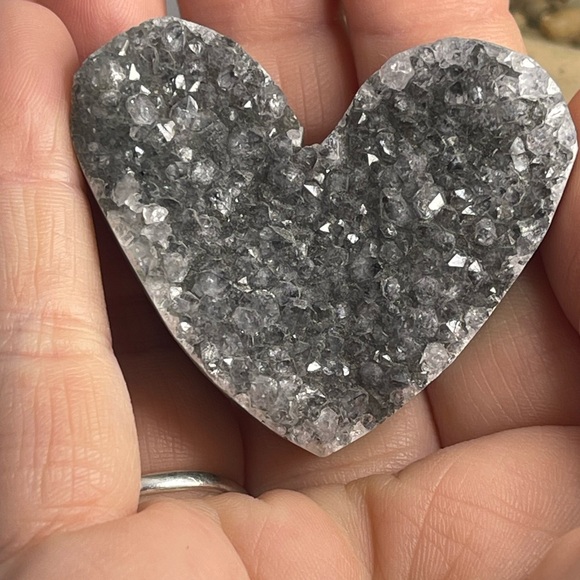 Amethyst Heart Druzy Geode 2” - Picture 4 of 12